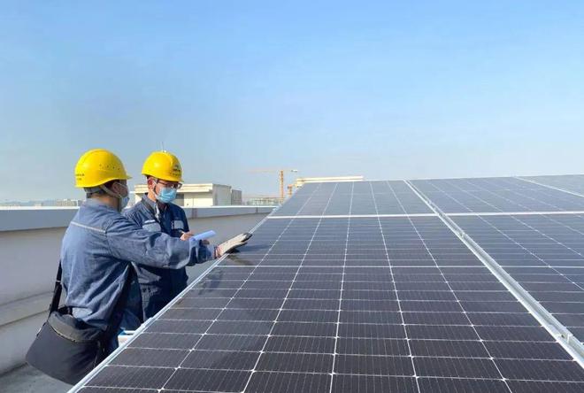 长安最大规模光伏发电项目投运，绿色能源转型迈出关键一步